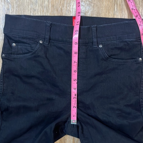 Spanx Black Pull On Skinny Ankle Pants Jeans EUC Stretch Women's Medium M - Picture 10 of 13